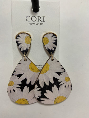 Flower would teardrop earrings super light