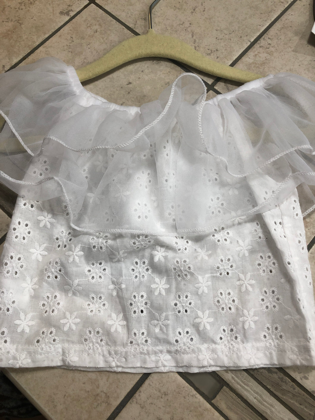 Children’s top white