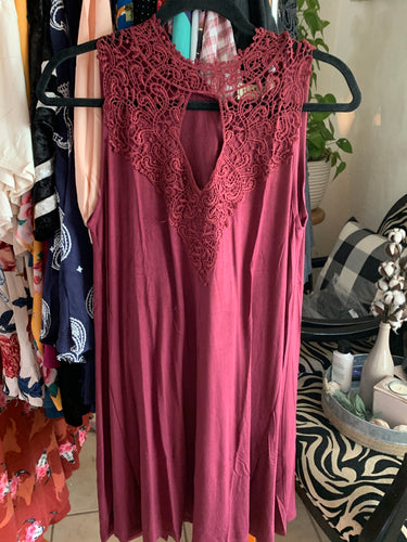 Burgundy key hole dress
