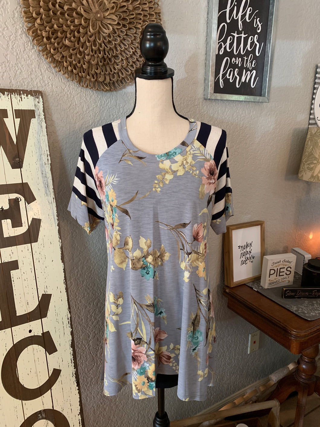 Top navy periwinkle hi/low