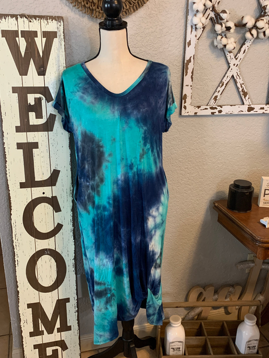 Soft tie dye jersey side twist midi dress