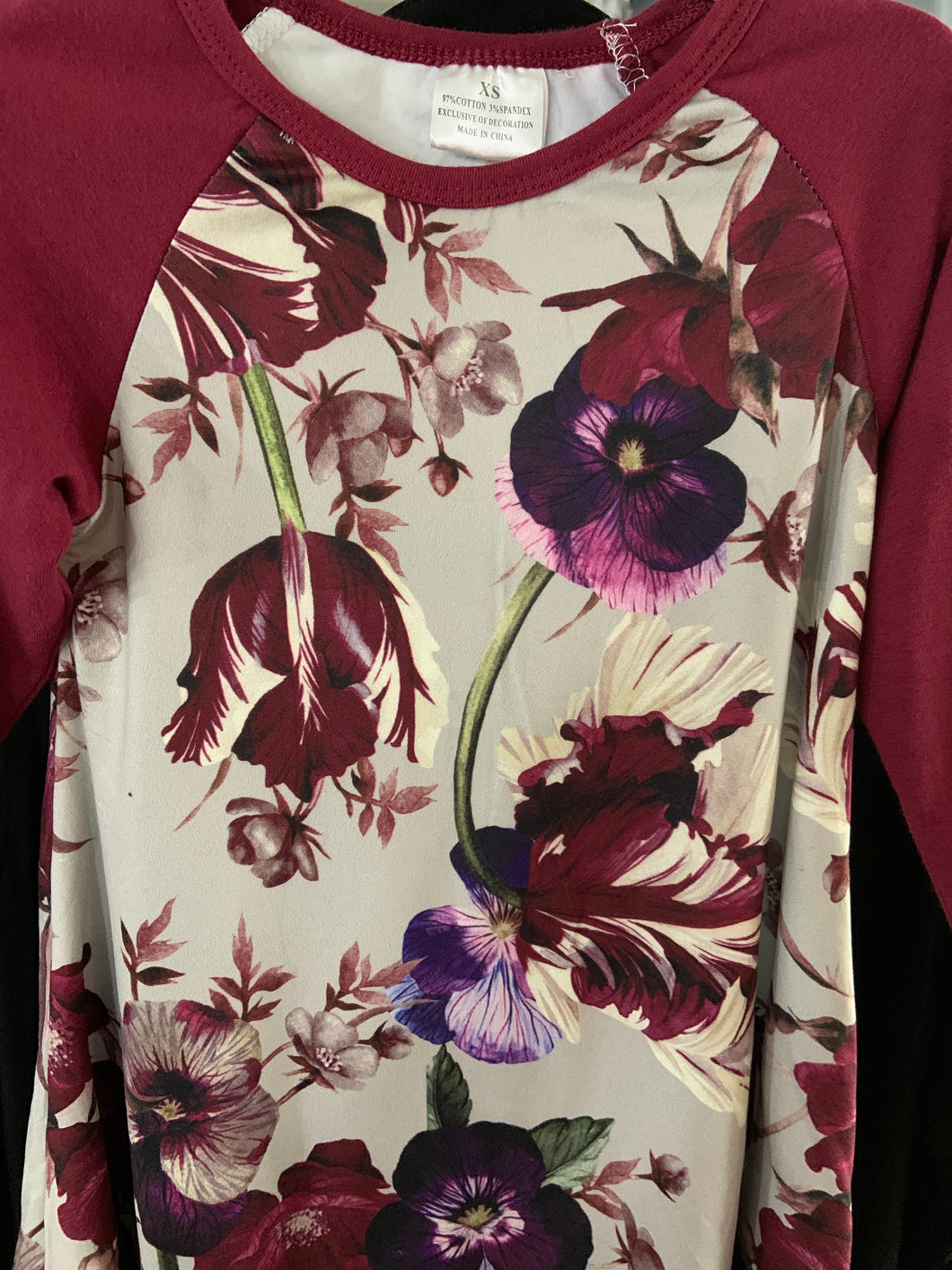 Dress kids size xs flower with burgundy slaves