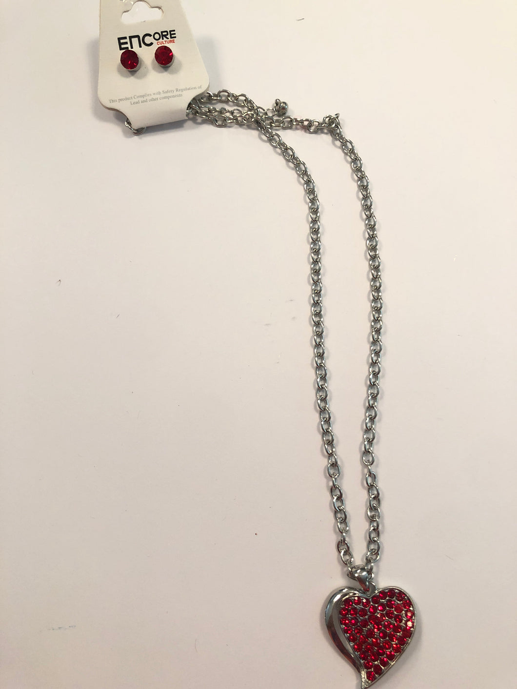 Red heart necklace set