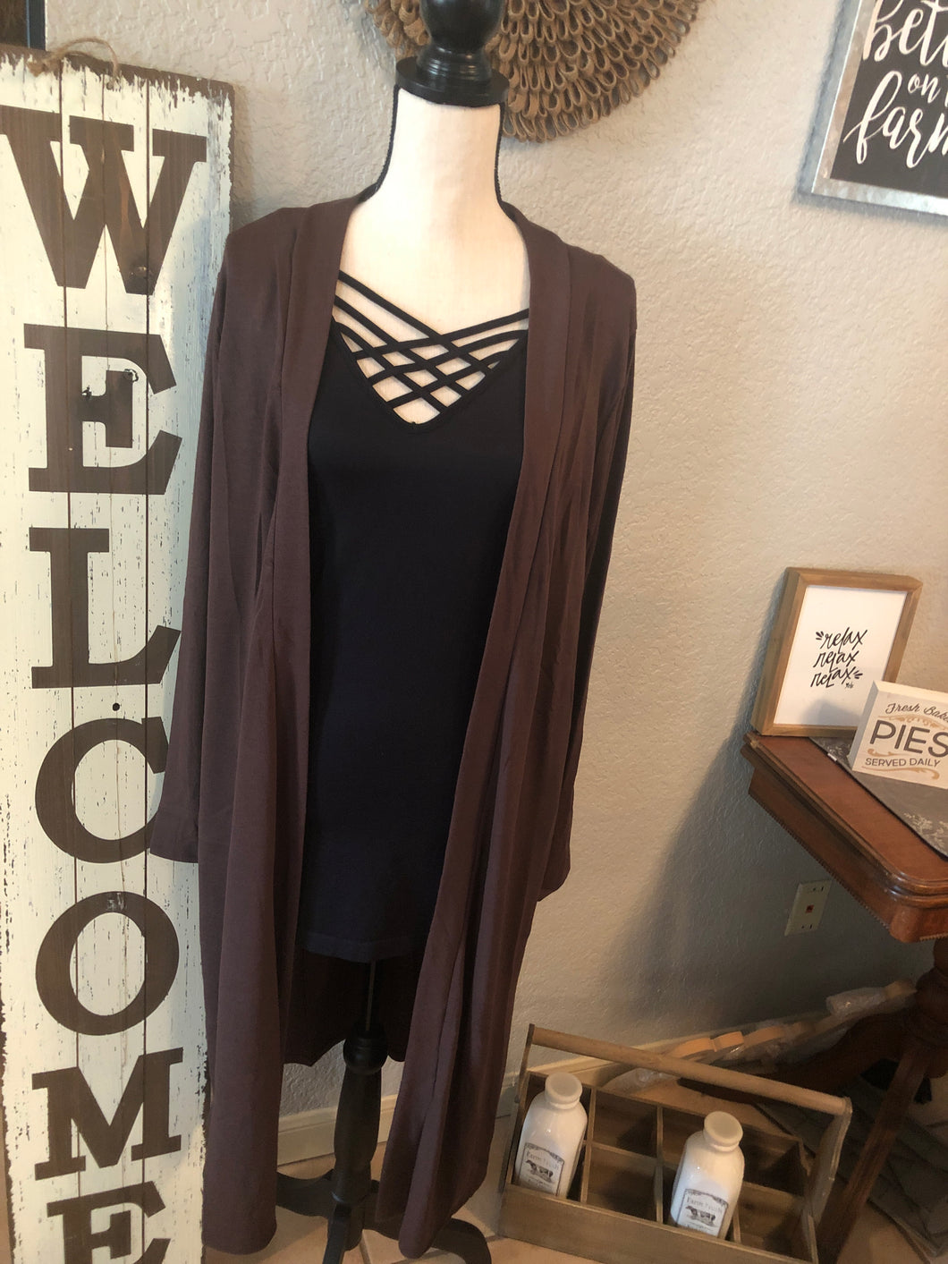 Sweater medium hidden pockets chocolate