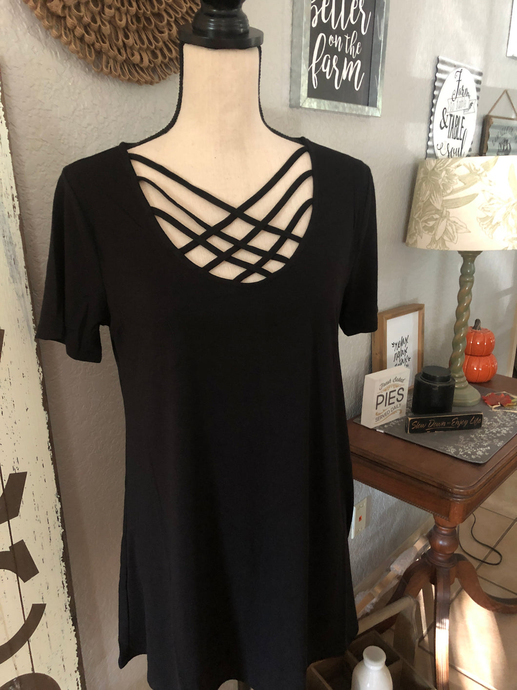 Top black crisscross front
