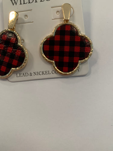 Post buffalo plaid earrings 102
