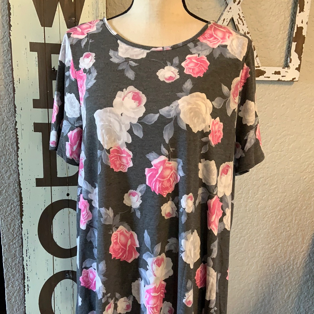 222 Short sleeve black and pink top honeyme