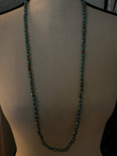 Turquoise/taupe shorty beads