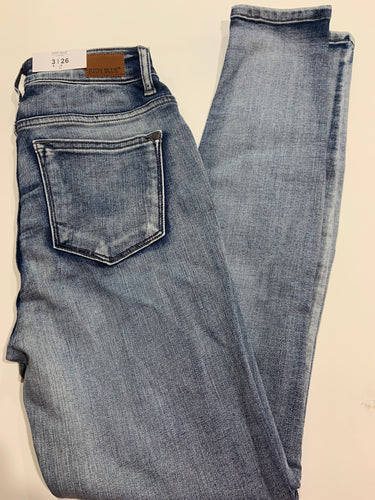 High waisted, skinny fit, light wash Judy Blues