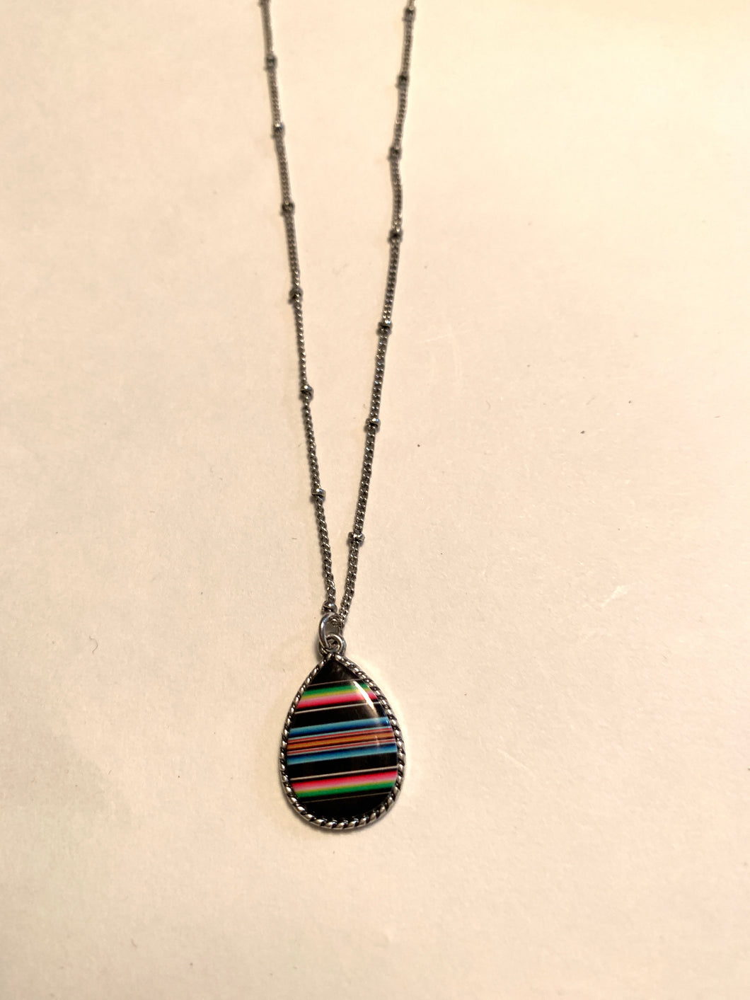 Necklace serape black