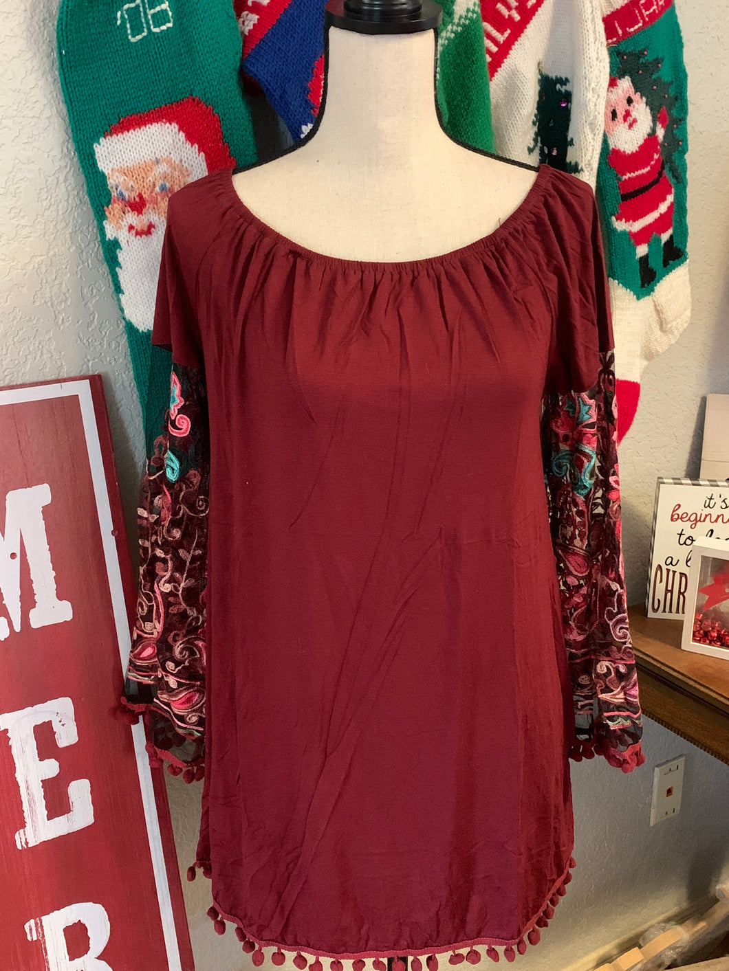 Burgundy lace detail top