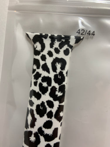 White animal print Apple Watch band 42/44