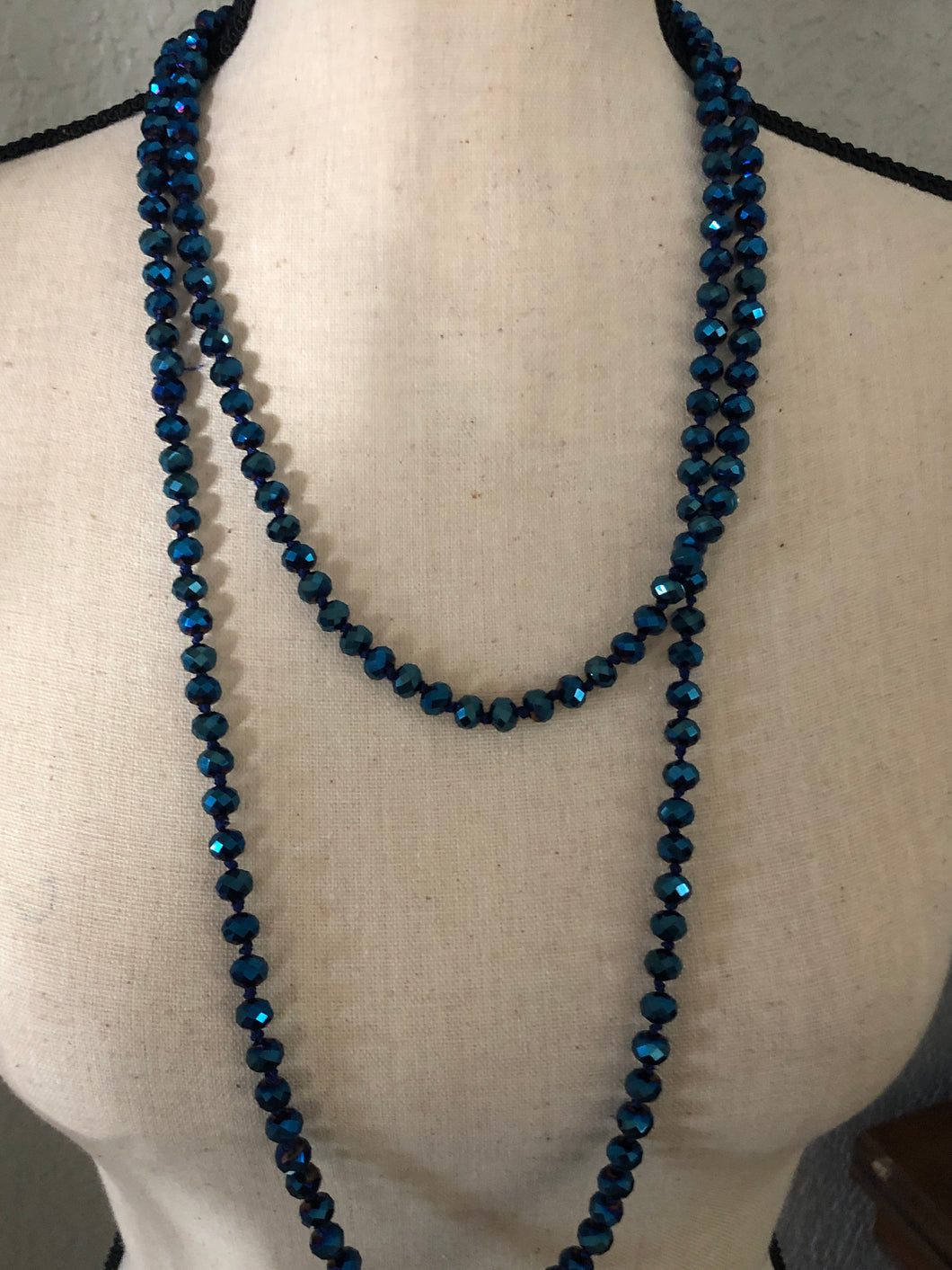 Beads blue diamond