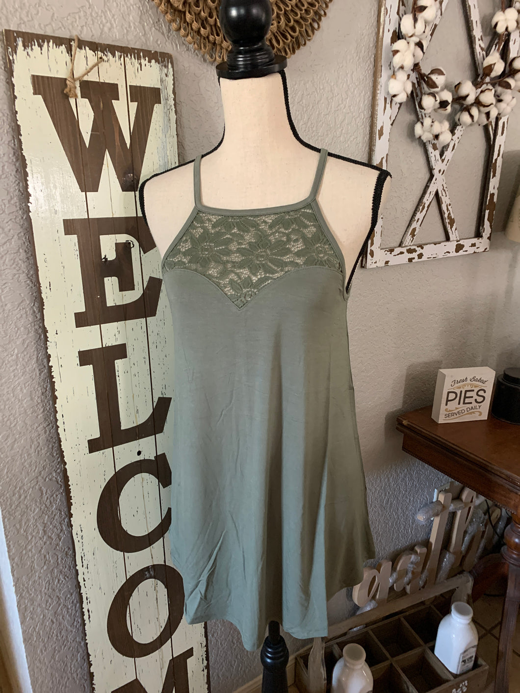 301 Lt olive rocker tank