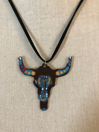 Bull skull necklace set