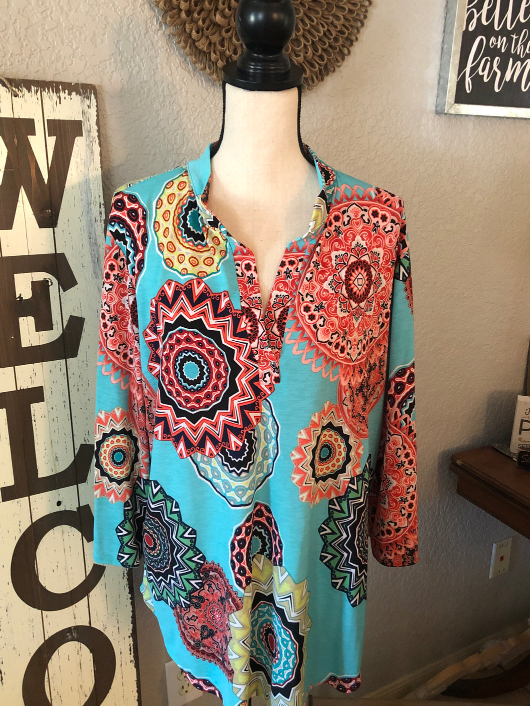 Top medallion turquoise