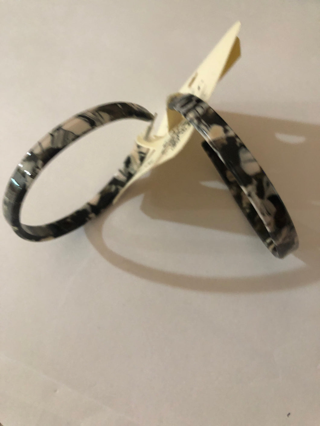 Earrings hoops black/gray/white