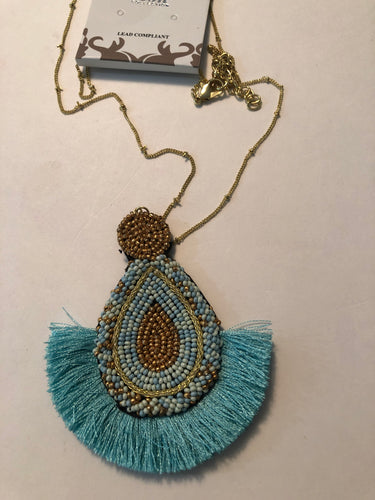 Necklace / beads 568