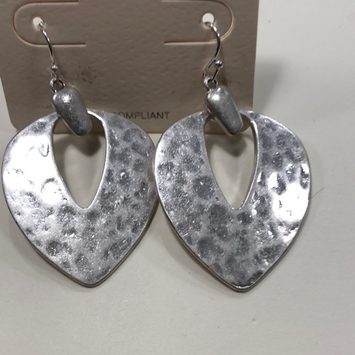 Hammered metal earrings