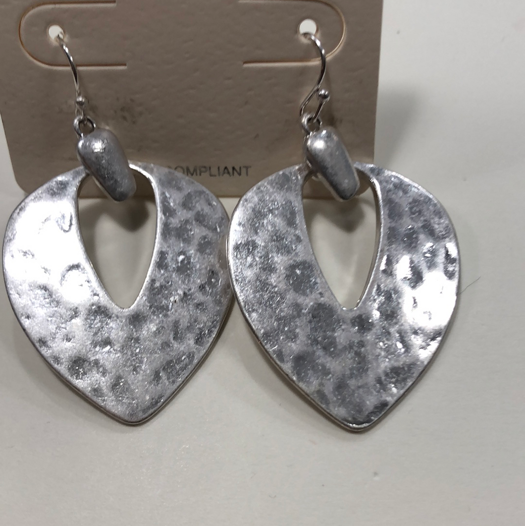 Hammered metal earrings