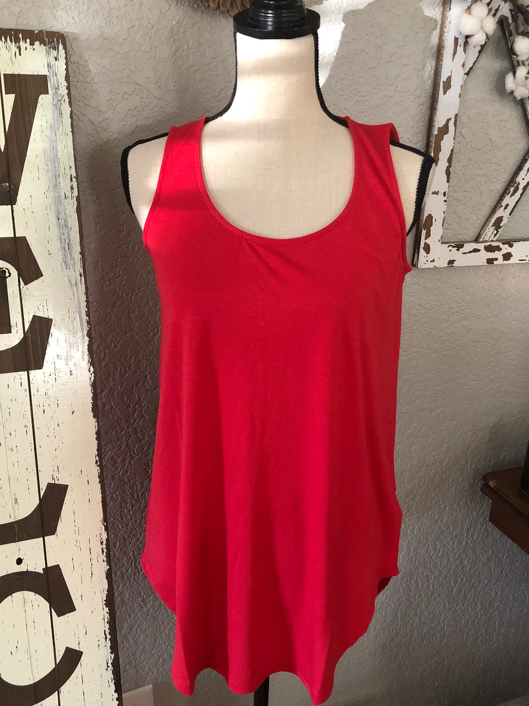 Red relaxed fit tank