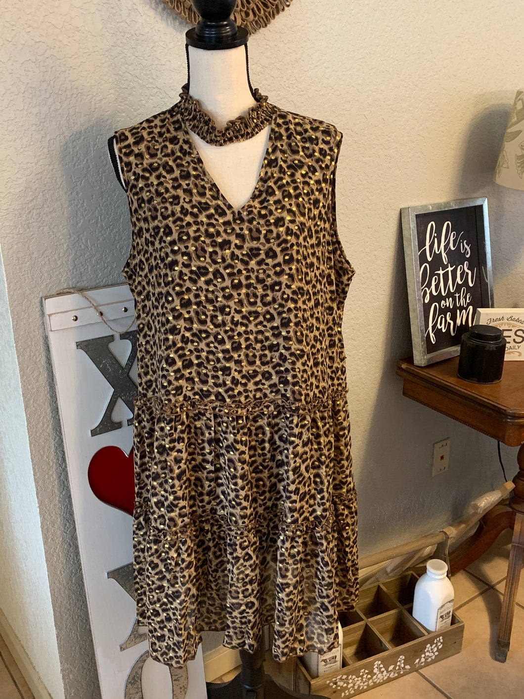 Lined cheetah dress with keyhole