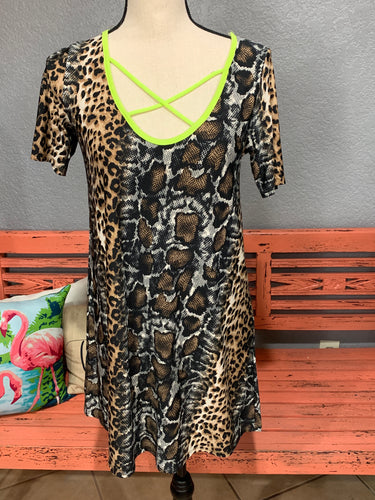 Top cheetah/snakeskin