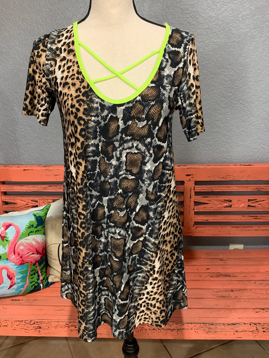 Top cheetah/snakeskin