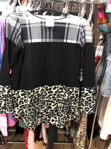 Sm plaid cheetah top