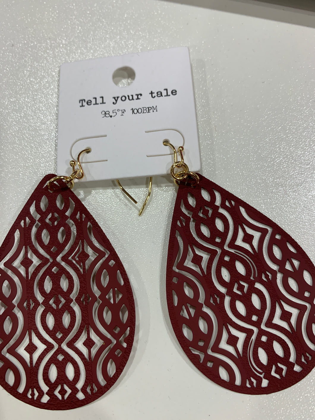 Earrings burgundy
