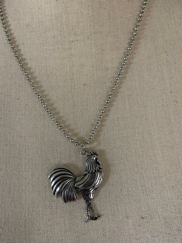 Metal rooster necklace