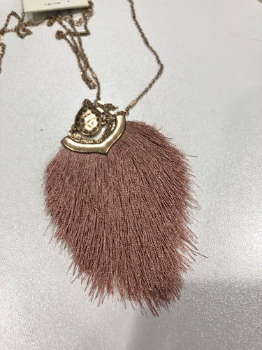 Mauve tassel necklace