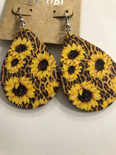 Sunflower teardrop earrings