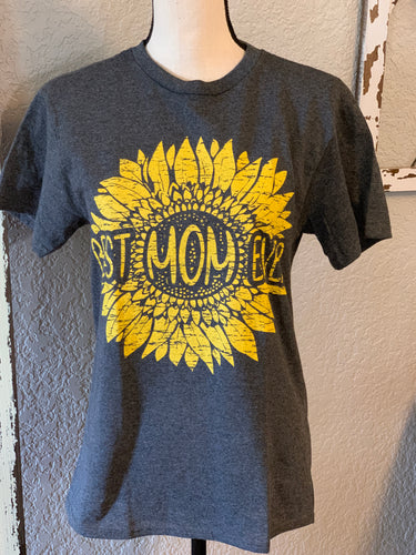 Best mom ever graphic tee