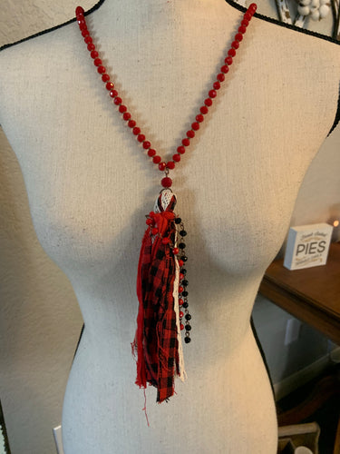 Red plaid tassel necklace