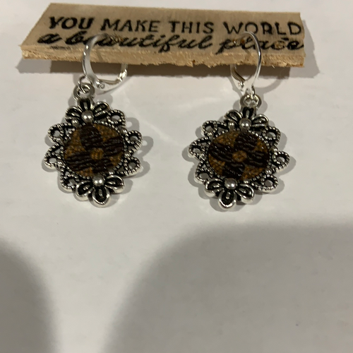 Ab cycled latching hook earrings