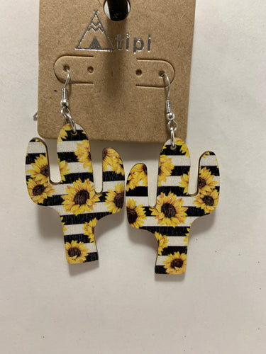 Wood cactus sunflower earring