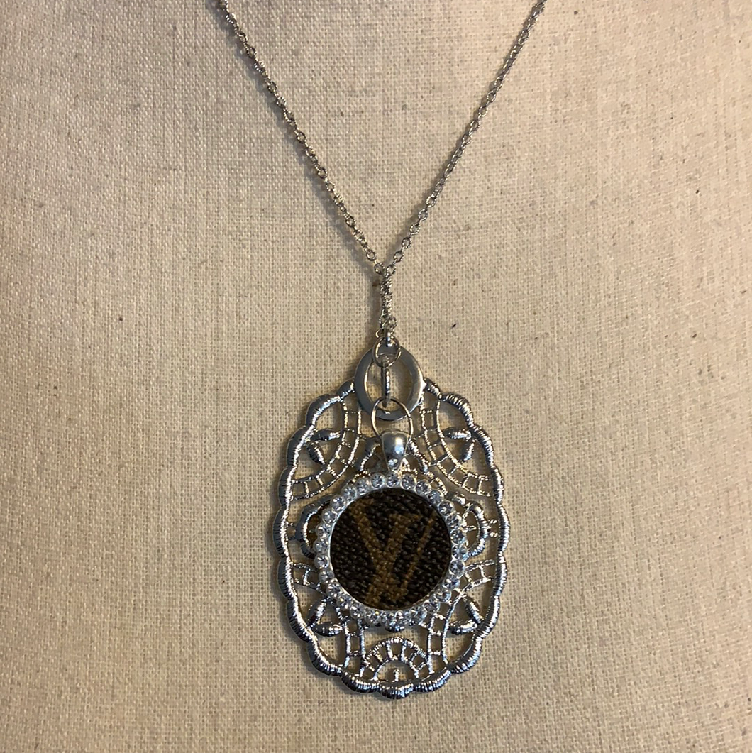 Ab cycled large pendant necklace