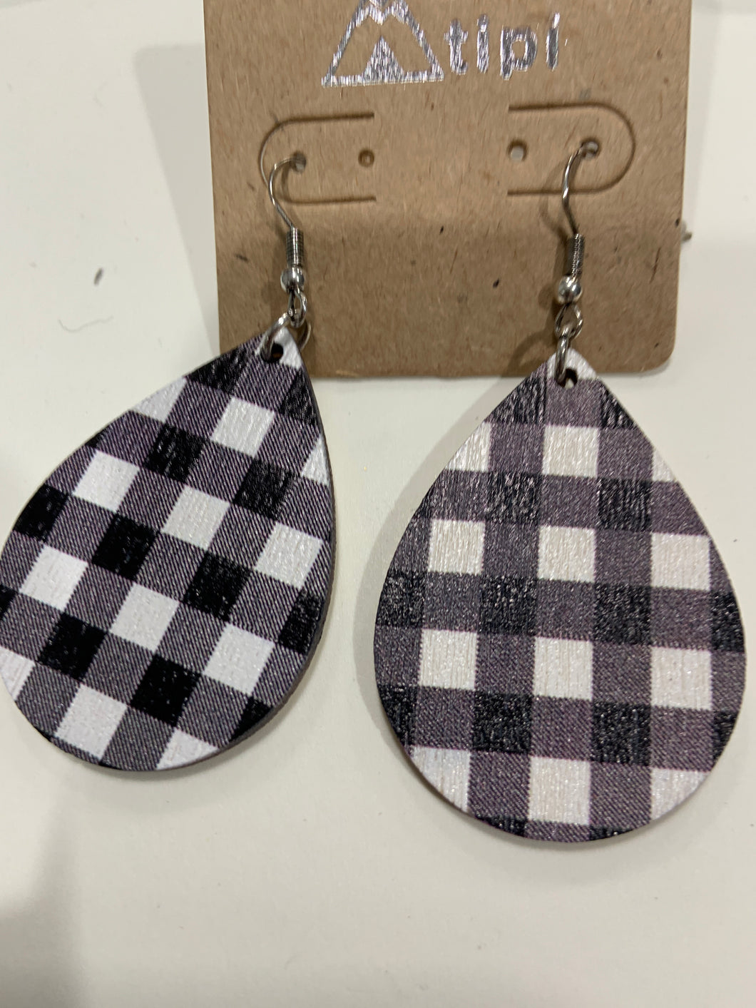 Wood black plaid teardrop earrings