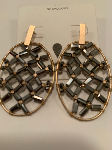 Net earrings