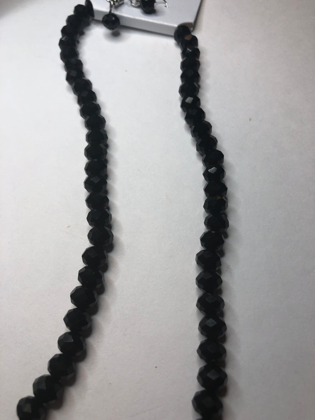 Black shorty bead necklace
