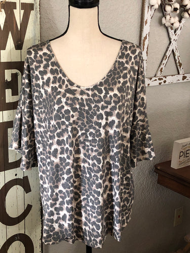 Leopard ruffle sleeve top
