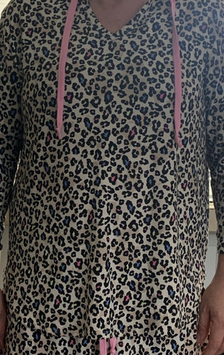 234 Three-quarter sleeve hoodie lounge top