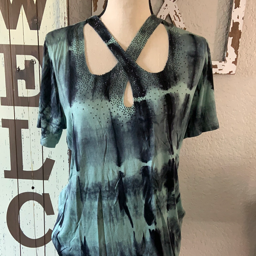 102 TIE DYE CRISS CROSS SHORT SLEEVE TOP WITH STONES IM1812SX SAGE/BLACK