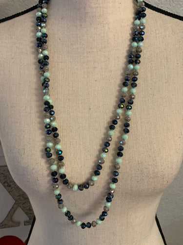 Mint/navy/taupe beads