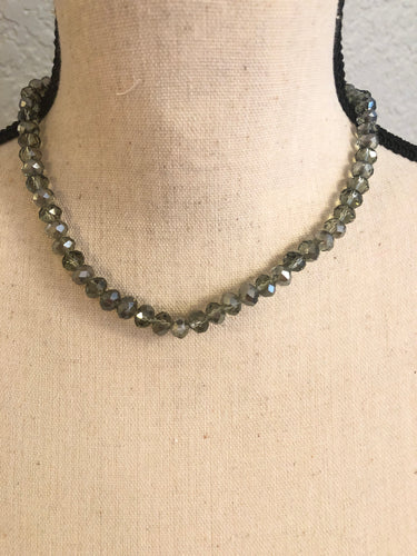 Sage bead necklace shorty