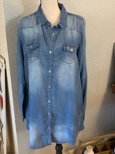 Denim dress or top true to sz