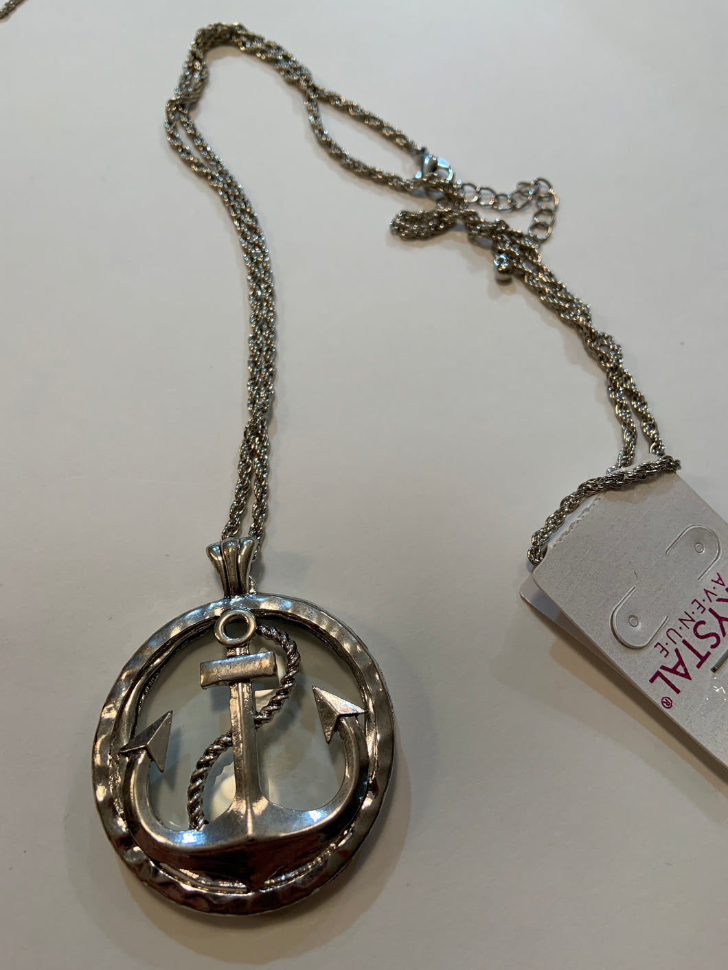 Magnifying glass necklace